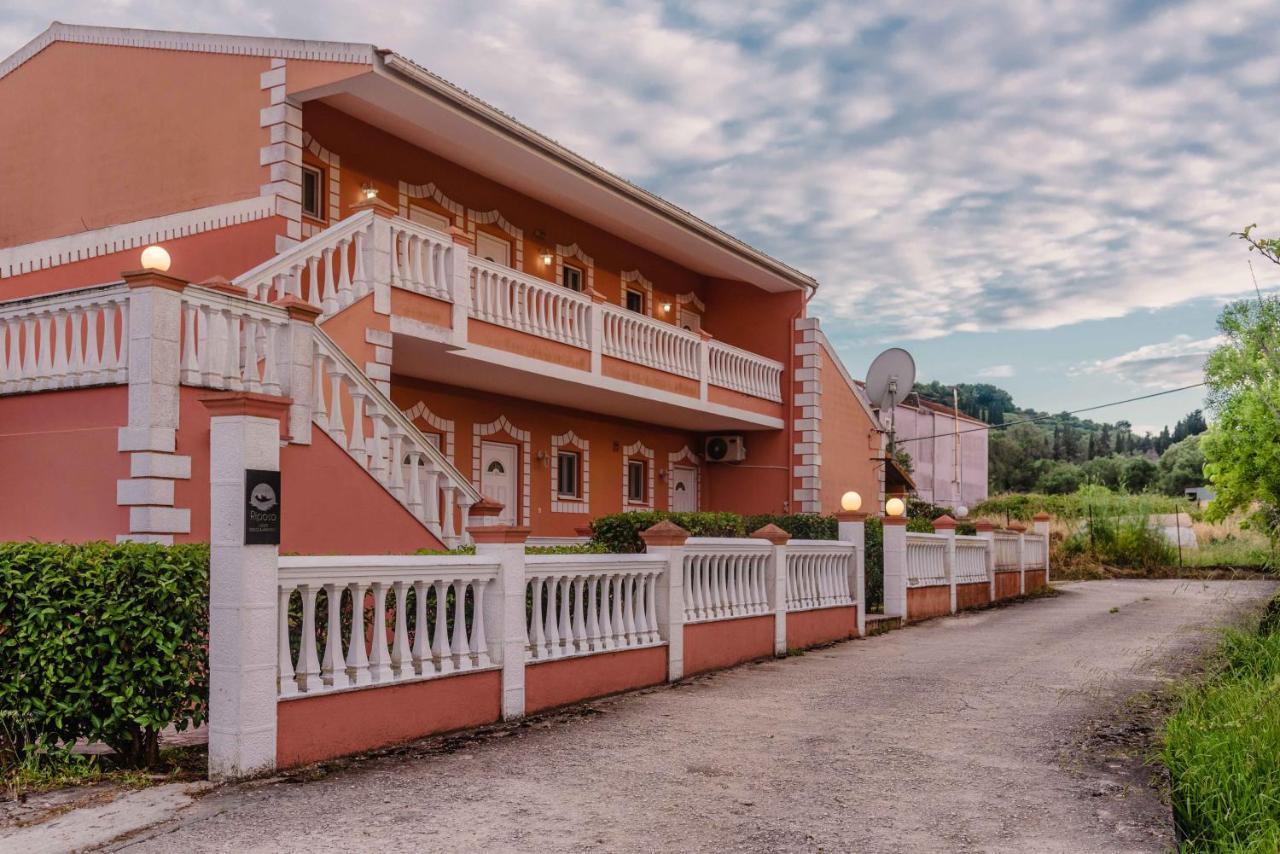 Riposo Studios & Apartments Kávos Esterno foto